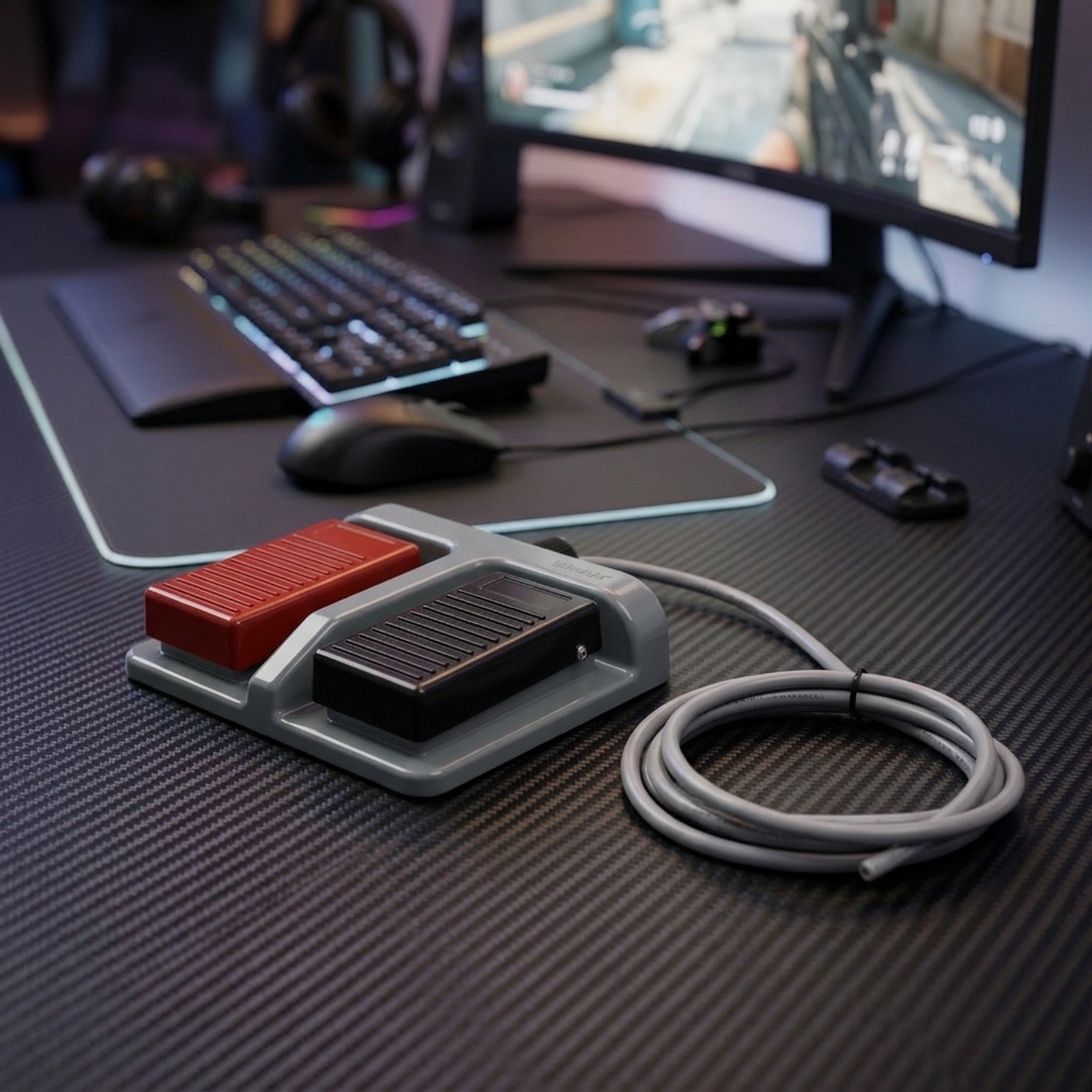 Sakelar Kaki Ganda Merah Hitam - Gaming Accessories Images ulasan dan harga
